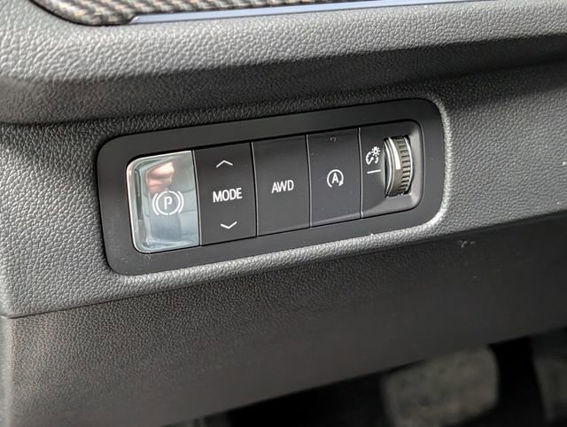 New 2026 Chevrolet Traverse High Country image 18