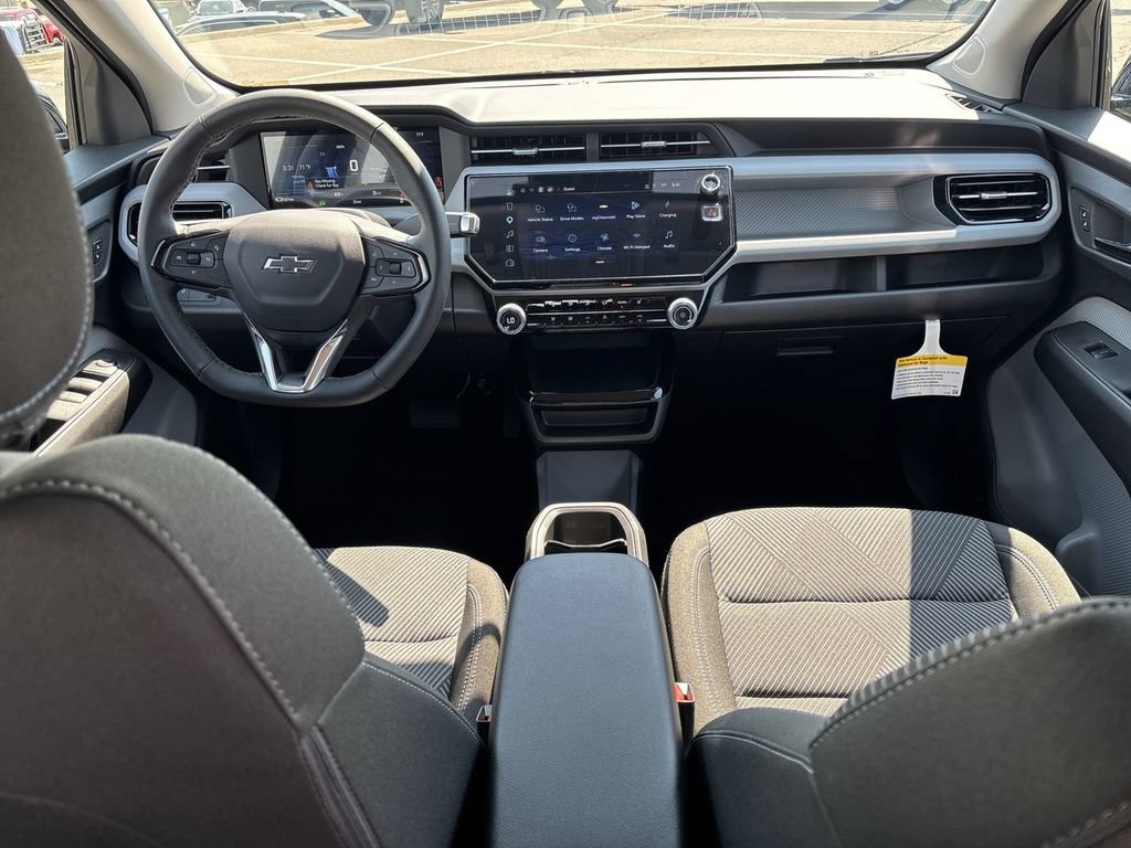 New 2027 Chevrolet Bolt LT w/ Comfort Package FWD image 20