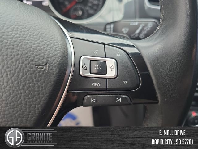 Used 2019 Volkswagen Golf Alltrack SEL image 32