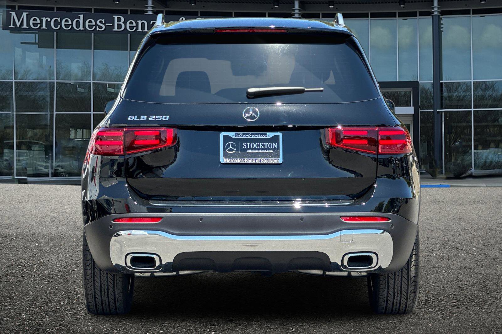 New 2025 Mercedes-Benz GLB 250 250 image 5