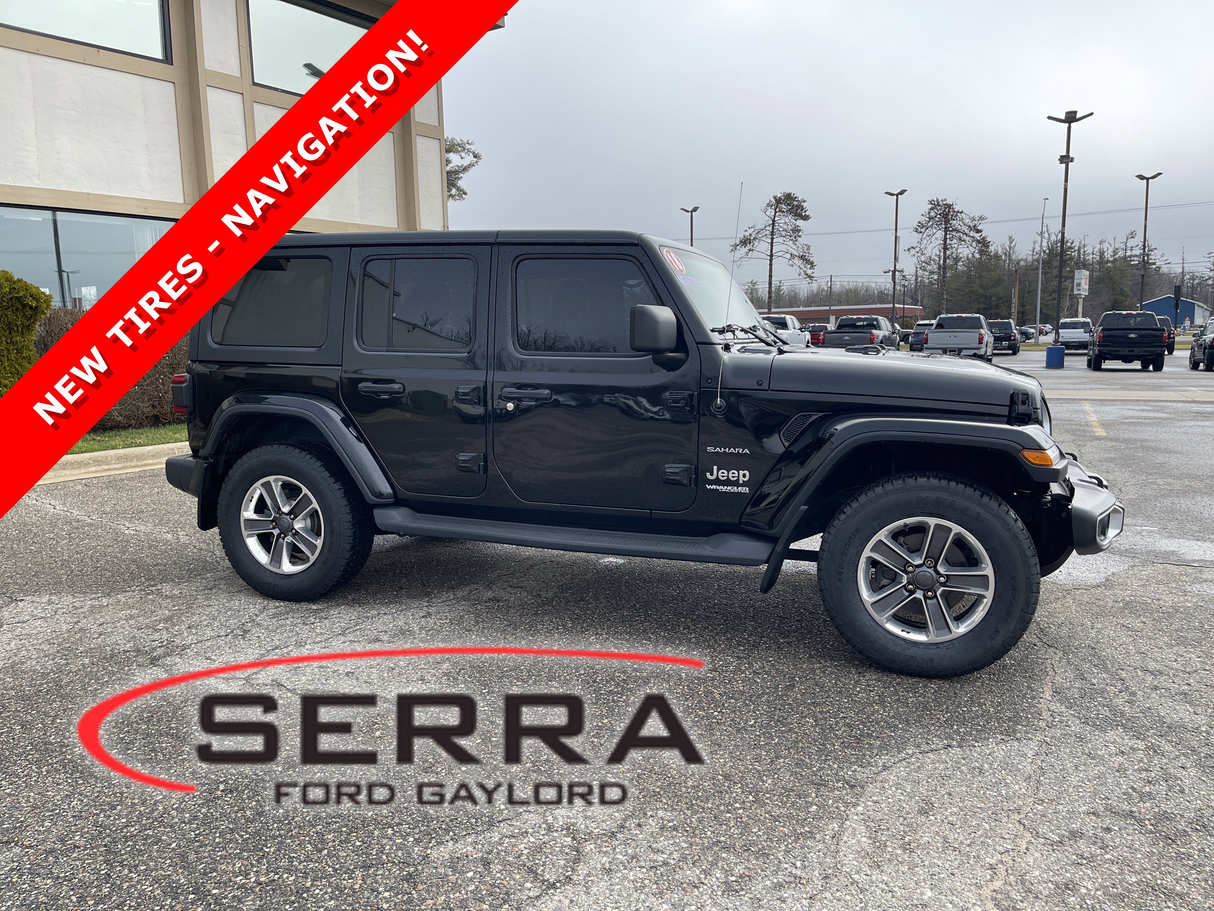 Used 2018 Jeep Wrangler Unlimited Sahara w/ Uconnect 4C Nav & Sound Group