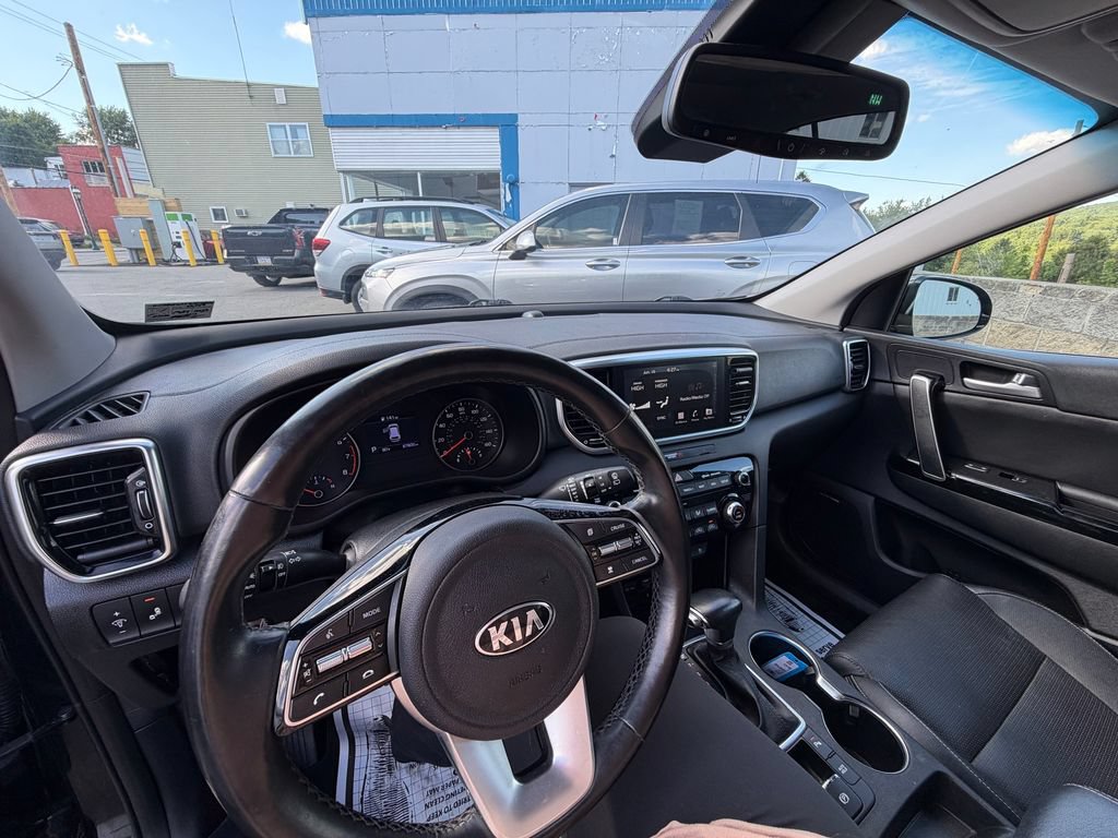 Used 2021 Kia Sportage EX w/ EX Technology Package FWD image 20
