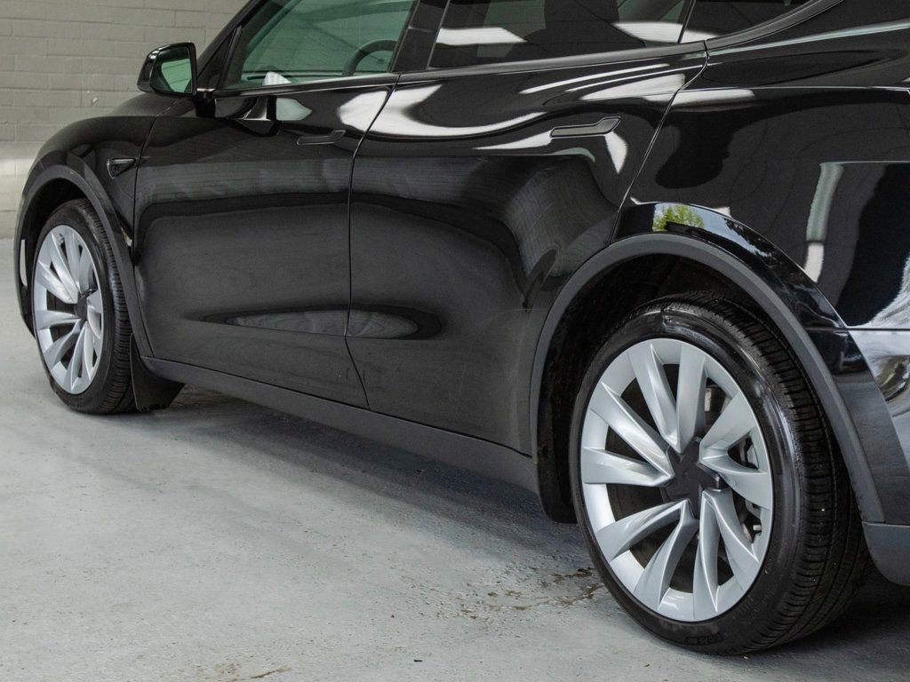 Used 2026 Tesla Model Y Long Range AWD/4WD image 33