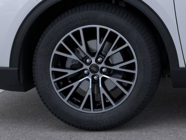 New 2025 Ford Escape SE w/ Class II Trailer Tow Package image 19