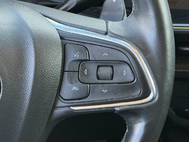 Used 2021 Buick Envision Essence w/ Sport Touring Package FWD image 14