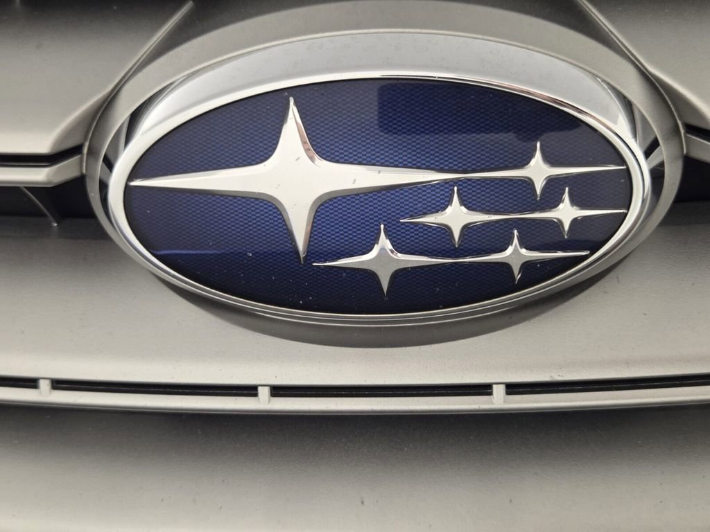 Used 2015 Subaru Legacy 2.5i Limited image 46