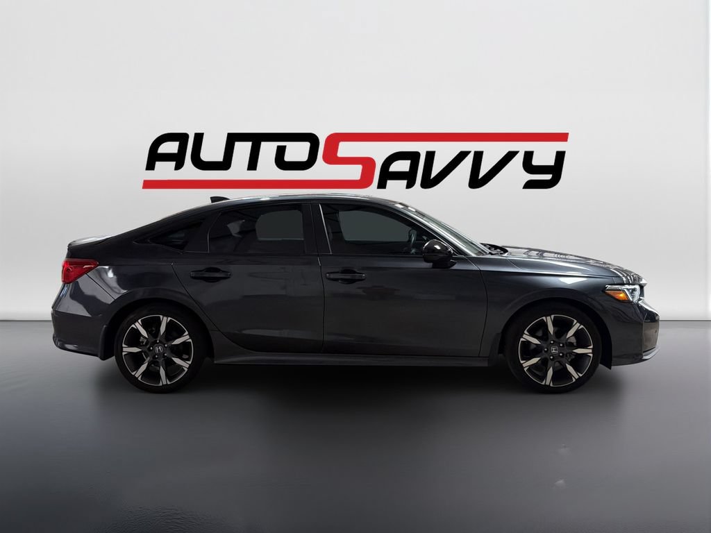 Used 2025 Honda Civic Sport Touring image 4