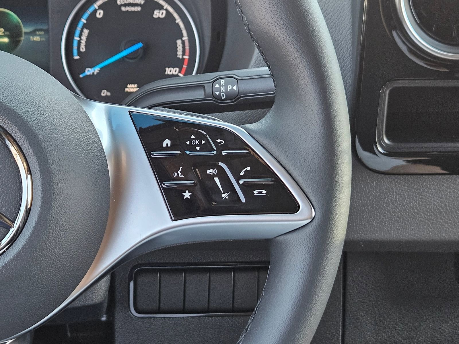 Used 2024 Mercedes-Benz eSprinter 170 Cargo image 18