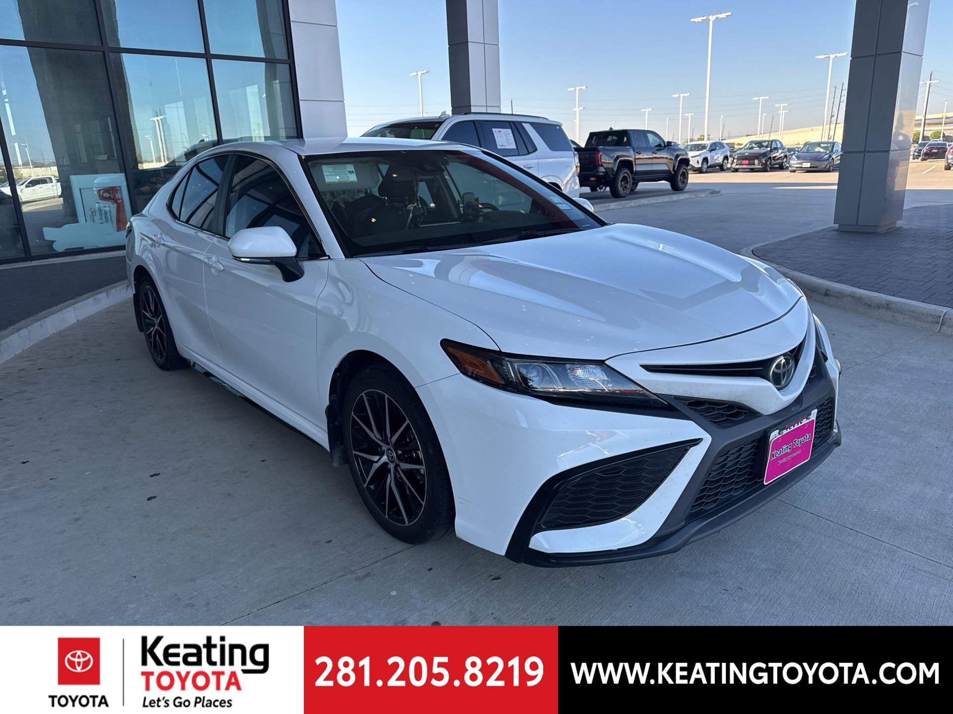 Used 2023 Toyota Camry SE