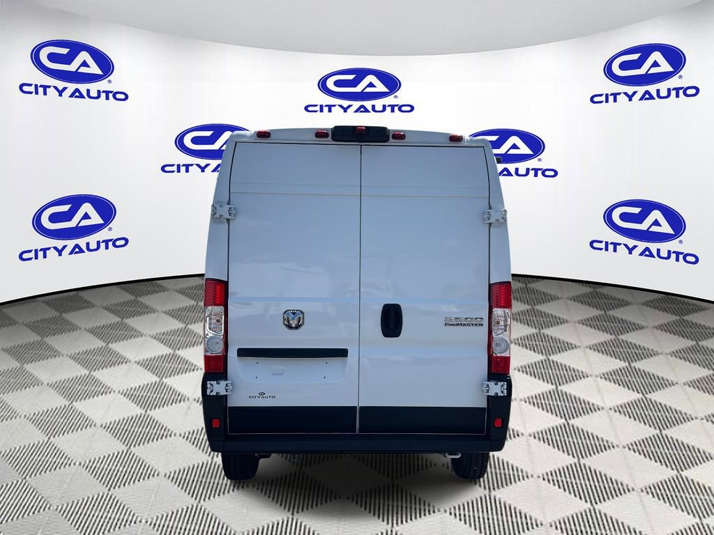 Used 2025 RAM ProMaster 2500 image 5