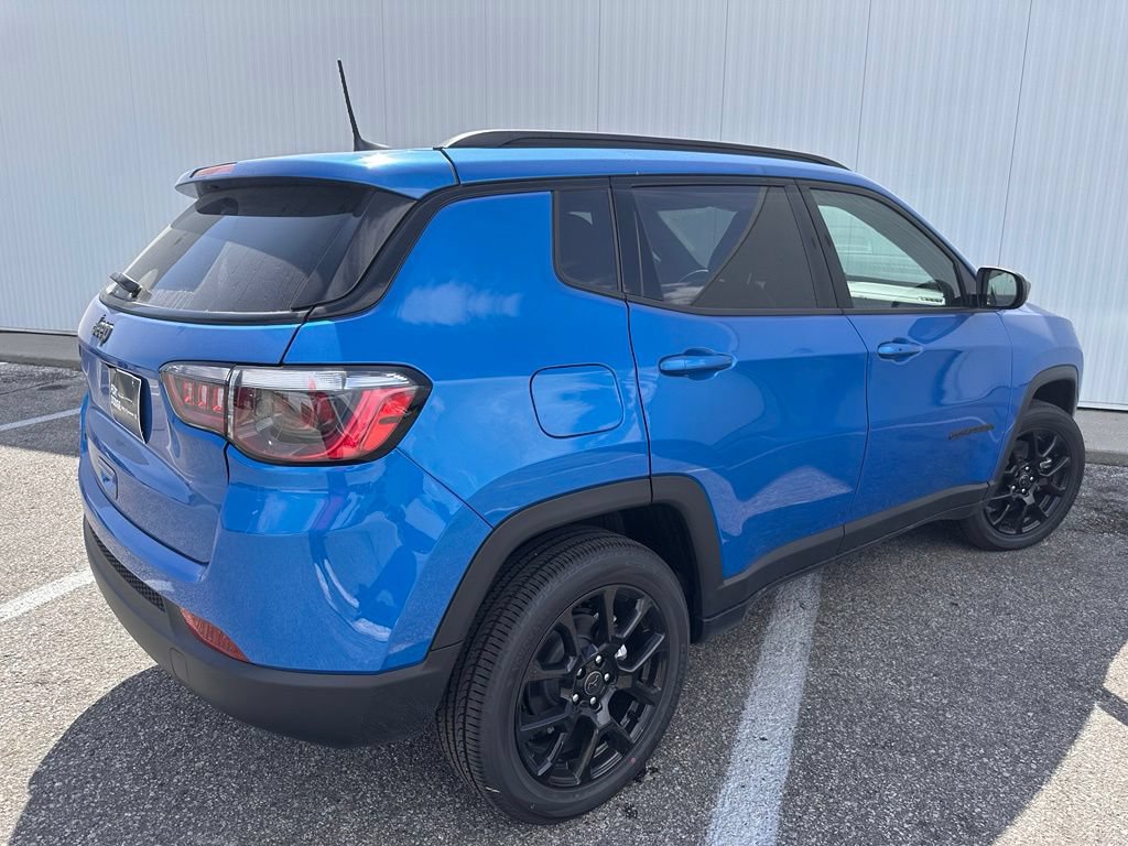 New 2026 Jeep Compass Latitude AWD/4WD image 7