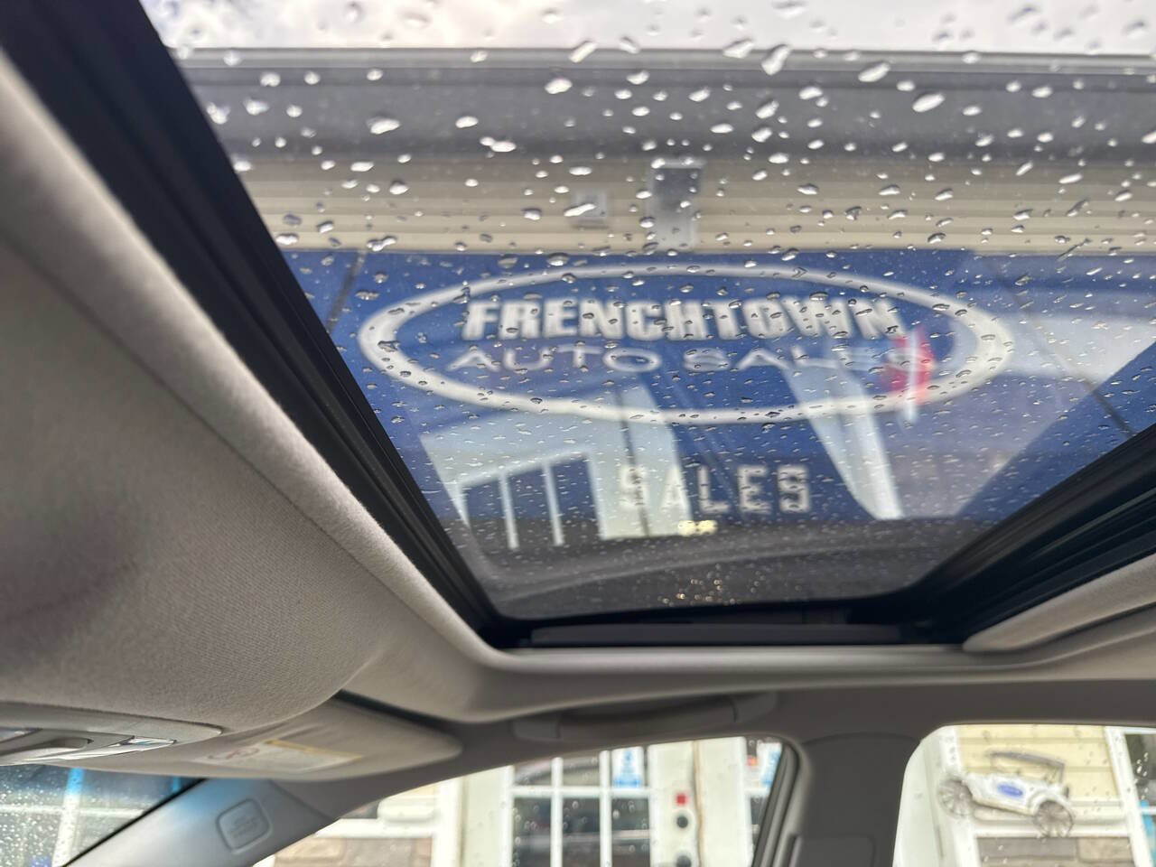 Used 2003 Toyota Camry XLE image 18