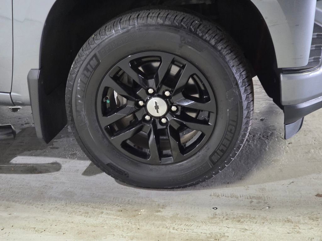 Used 2020 Chevrolet Silverado 1500 RST w/ Trailering Package image 13