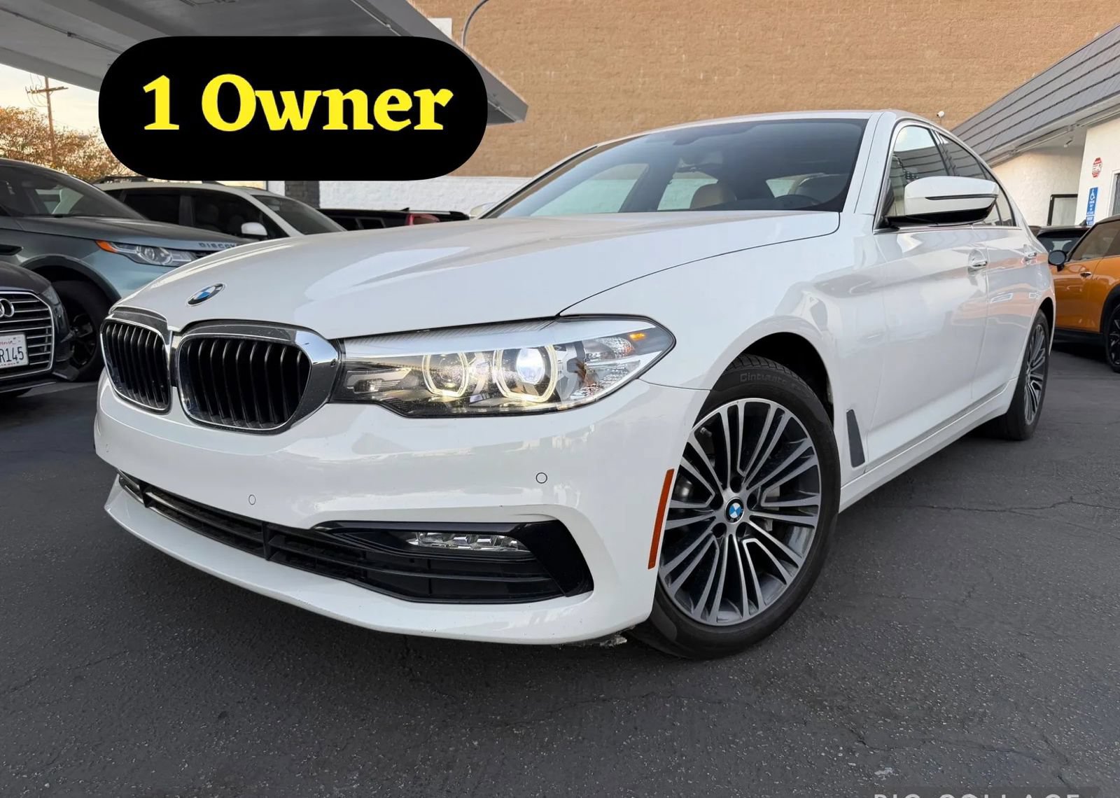Used 2017 BMW 530i RWD image 1
