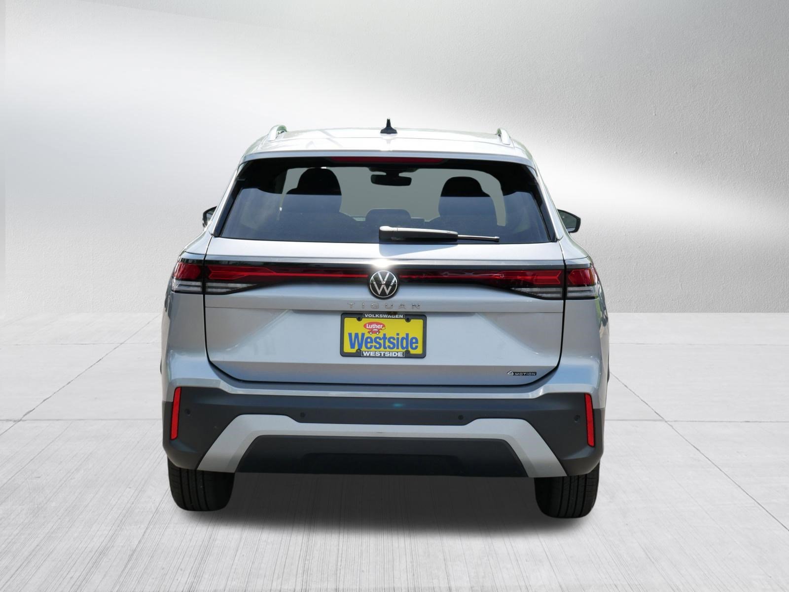 Certified 2025 Volkswagen Tiguan S AWD/4WD image 6
