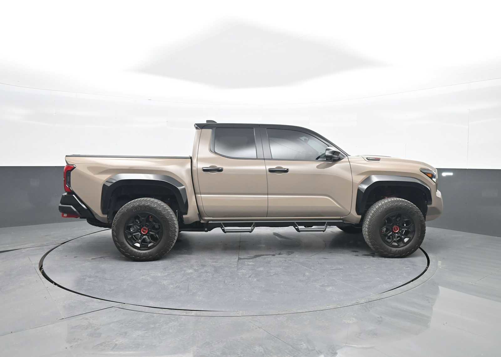 Used 2025 Toyota Tacoma TRD Pro image 9