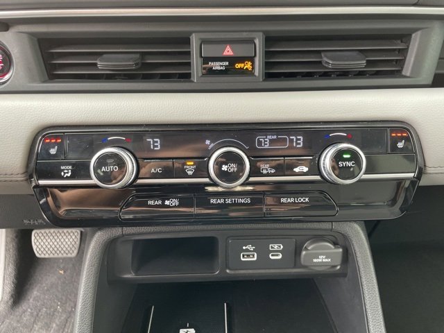 Used 2023 Honda Pilot Touring image 14