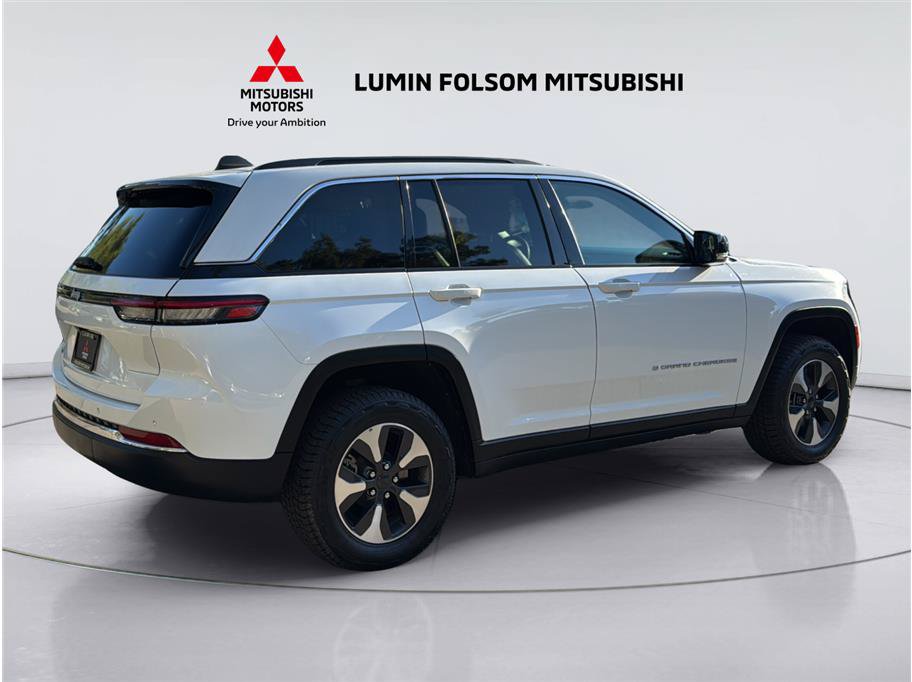 Used 2024 Jeep Grand Cherokee Limited 4xe AWD/4WD image 5
