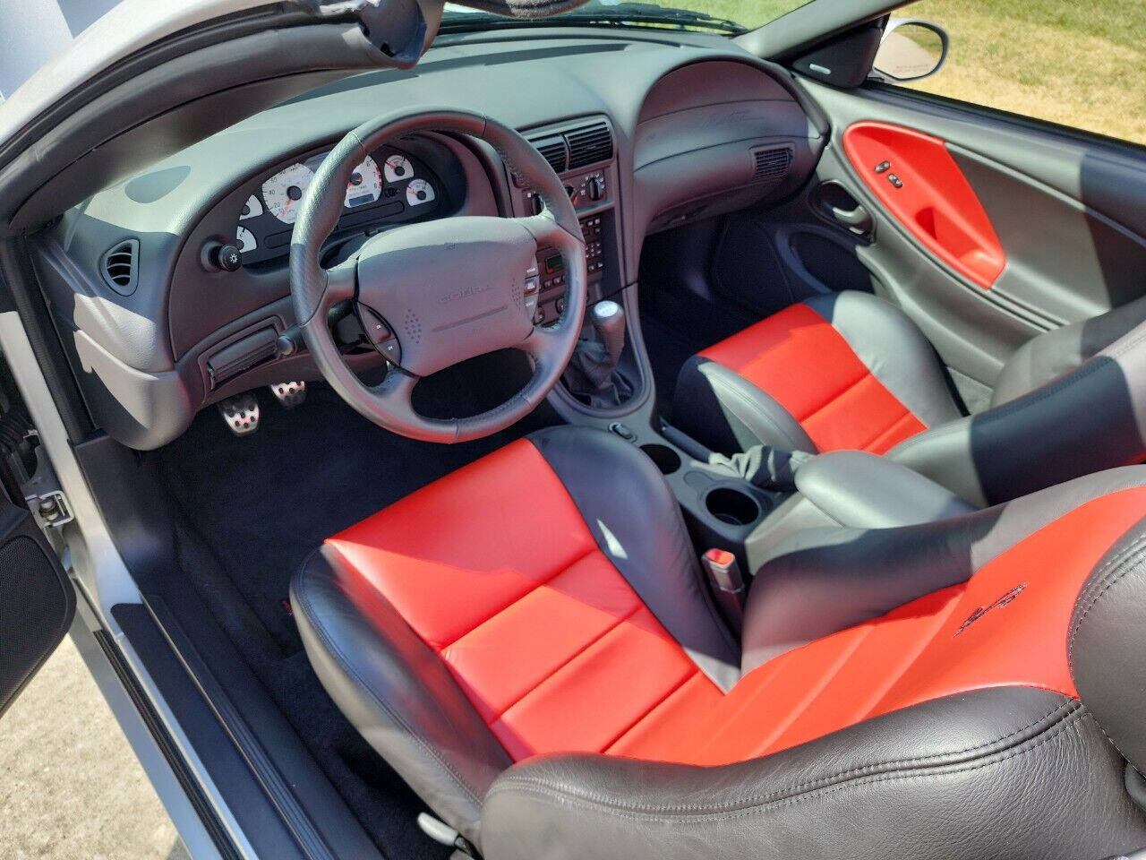 Used 2003 Ford Mustang Cobra image 39