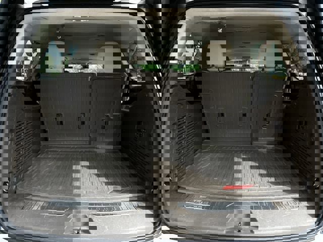 Used 2021 GMC Yukon XL Denali image 34