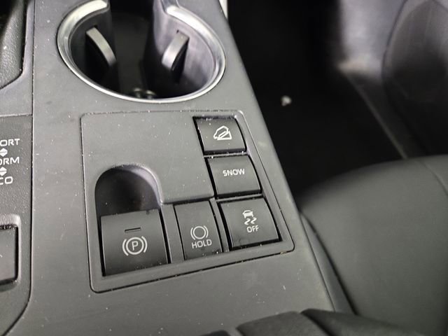 Used 2025 Toyota Highlander XLE AWD/4WD image 28