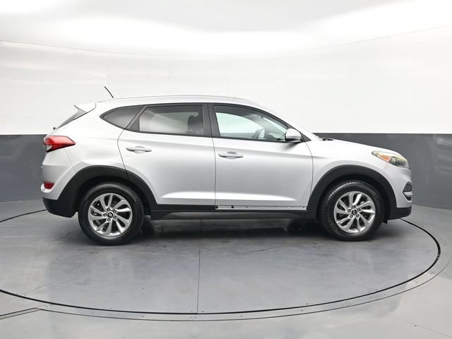 Used 2016 Hyundai Tucson SE w/ Option Group 02 AWD/4WD image 3