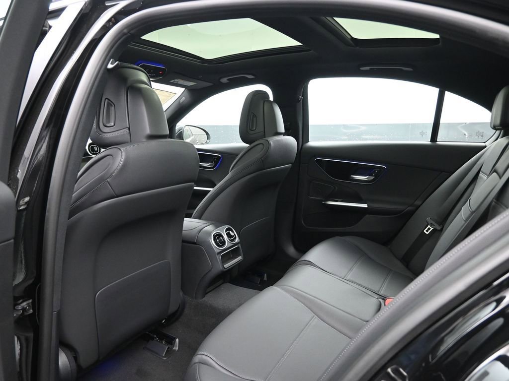 New 2025 Mercedes-Benz C 300 4MATIC Sedan image 22