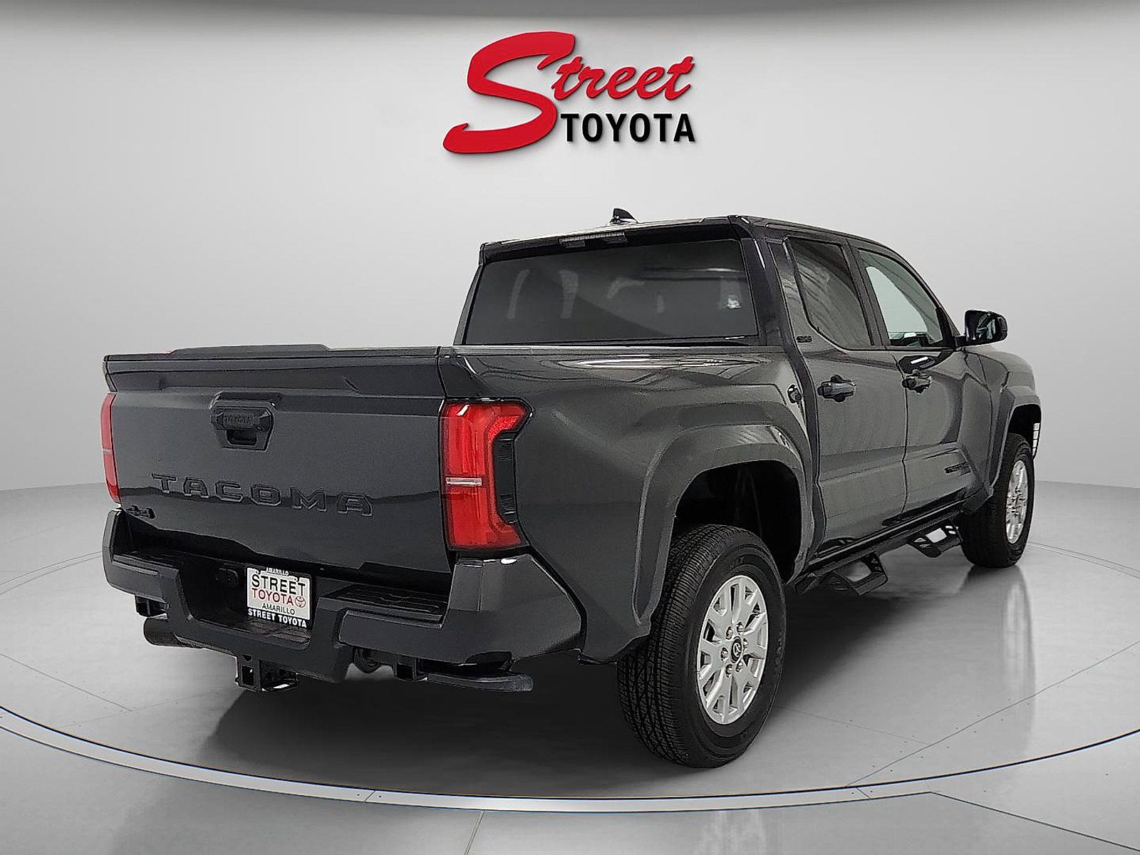 Certified 2025 Toyota Tacoma SR5 AWD/4WD image 4