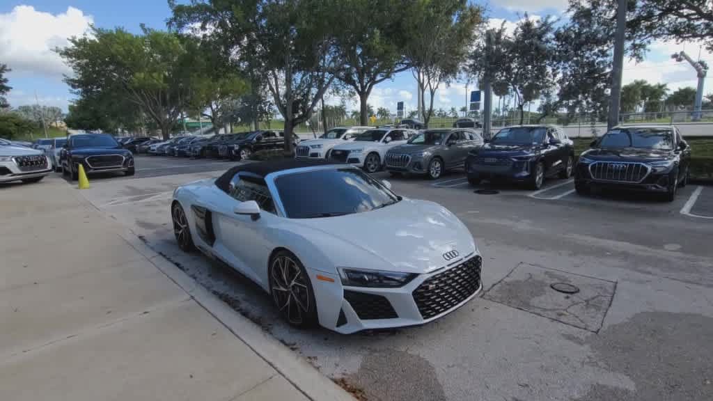 Used 2022 Audi R8 V10 performance w/ Premium Package RWD image 2