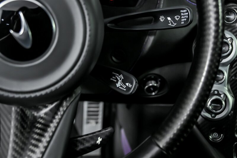 Used 2019 McLaren 720S RWD image 29