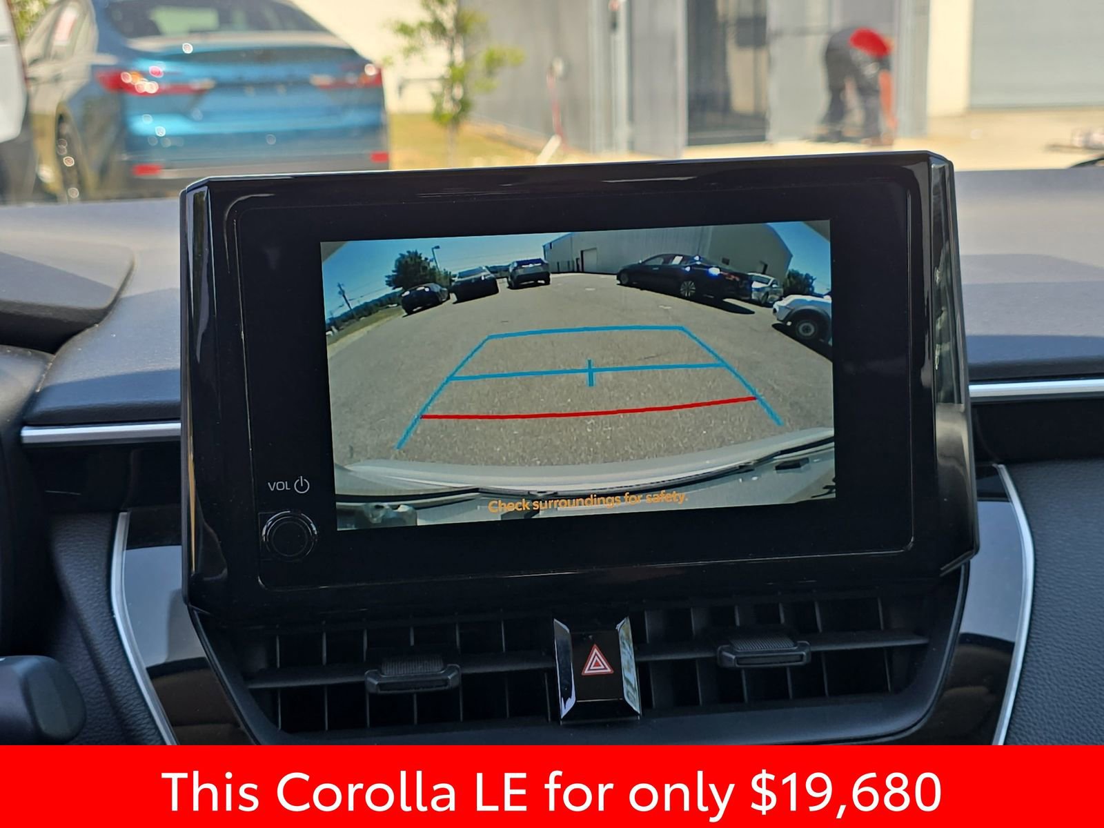 Used 2024 Toyota Corolla LE FWD image 28