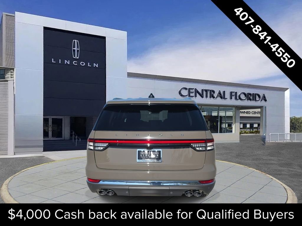 New 2026 Lincoln Aviator AWD image 3