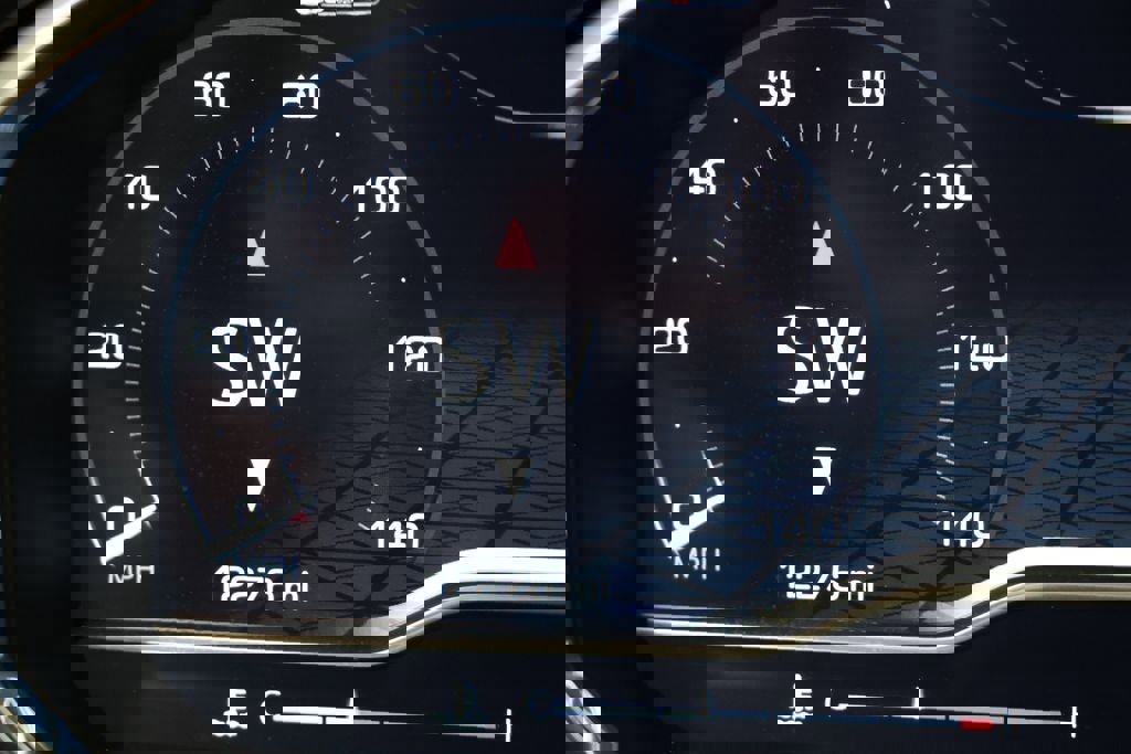 Used 2024 GMC Sierra 2500 SLT w/ SLT Premium Package image 24