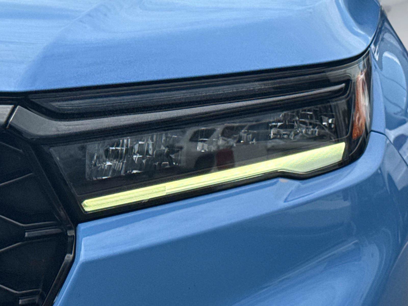 Used 2023 Honda Pilot TrailSport image 10