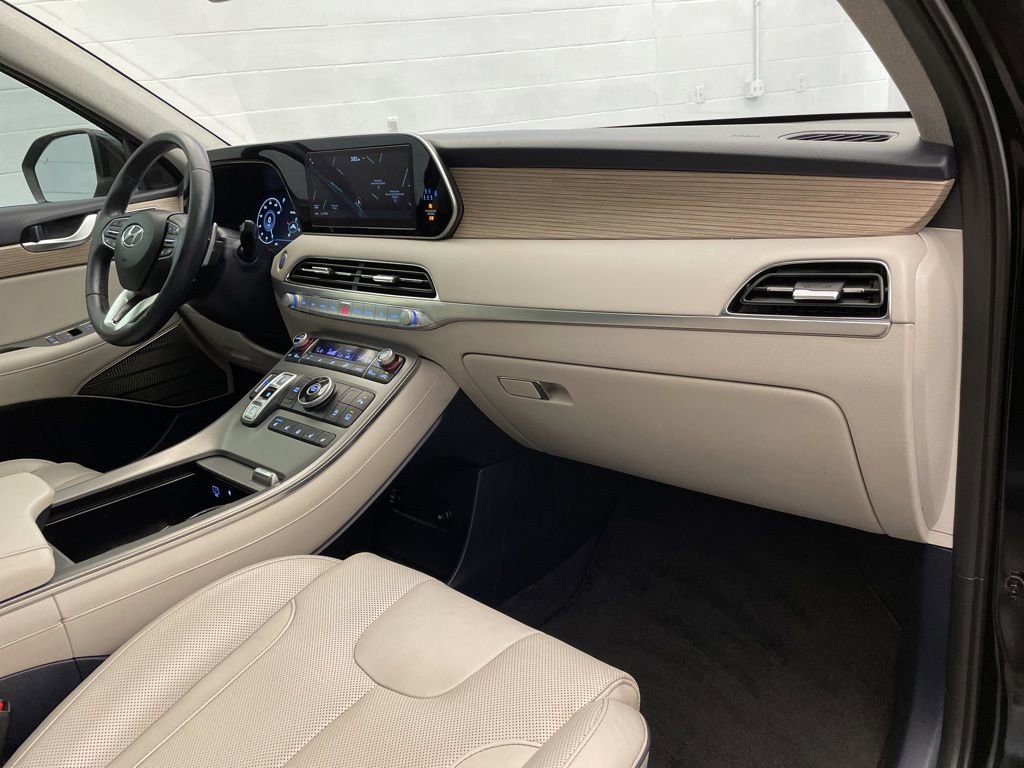 Used 2022 Hyundai Palisade Limited w/ Cargo Package FWD image 27