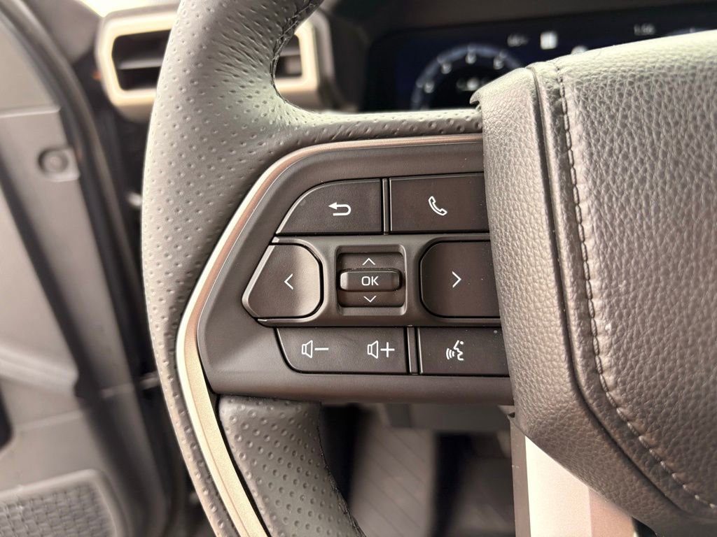 Used 2025 Toyota 4Runner Limited image 23