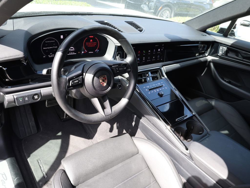 Used 2025 Porsche Panamera 4 image 15