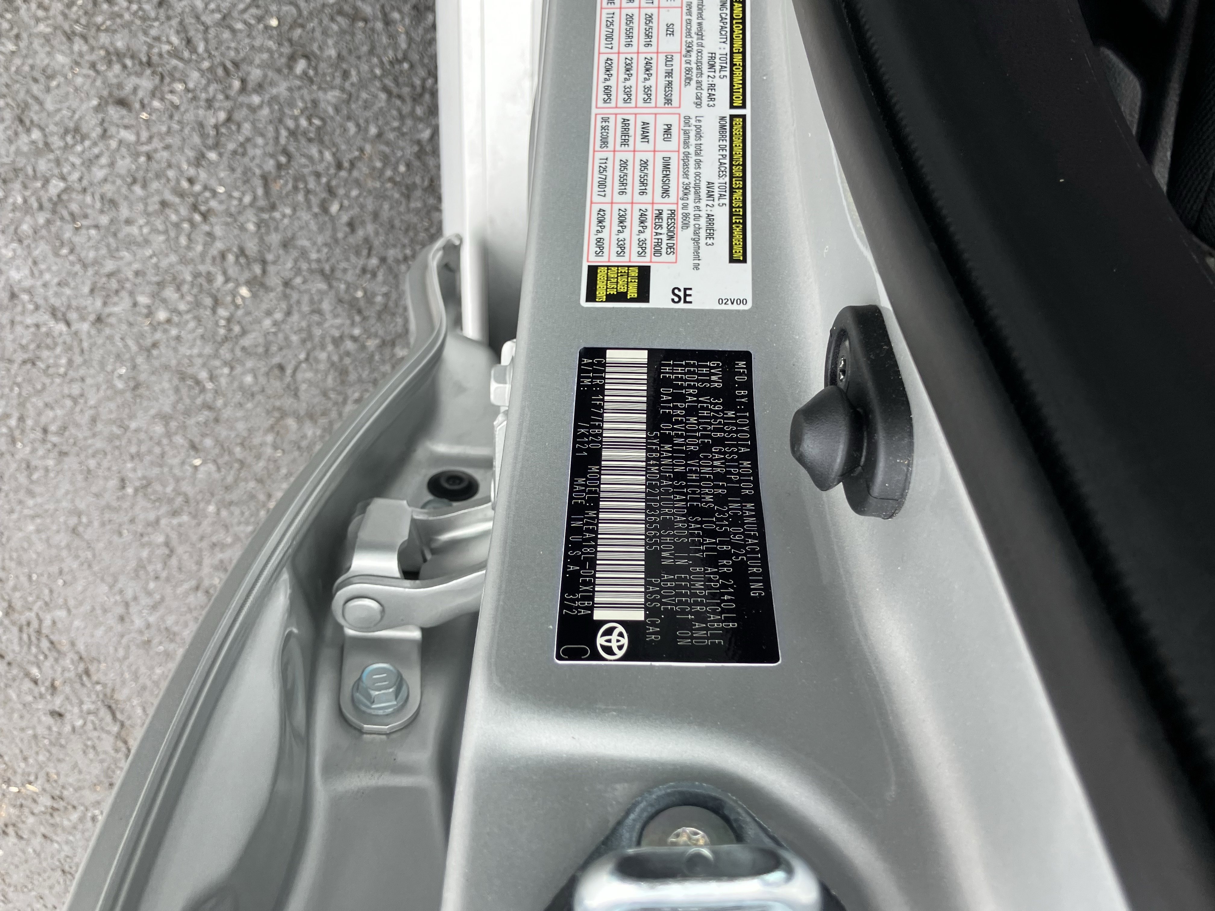 Used 2026 Toyota Corolla LE w/ LE Premium Package image 30