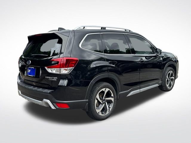 Used 2022 Subaru Forester Touring AWD/4WD image 6