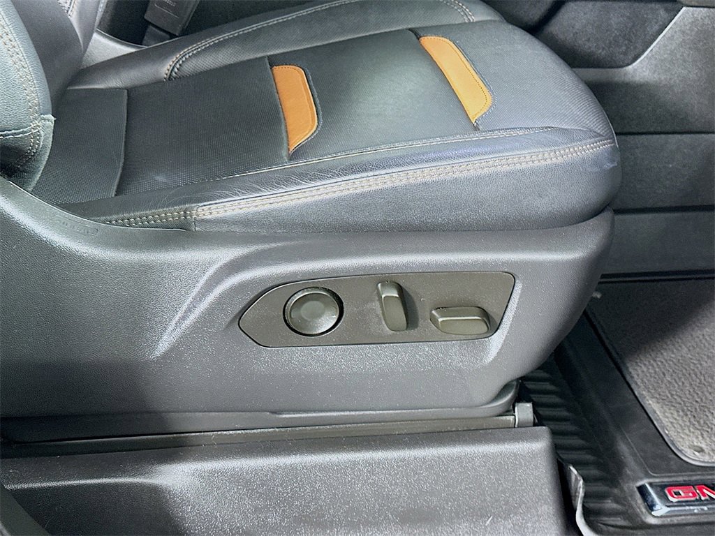 Used 2023 GMC Sierra 1500 AT4 w/ AT4 Premium Package image 23