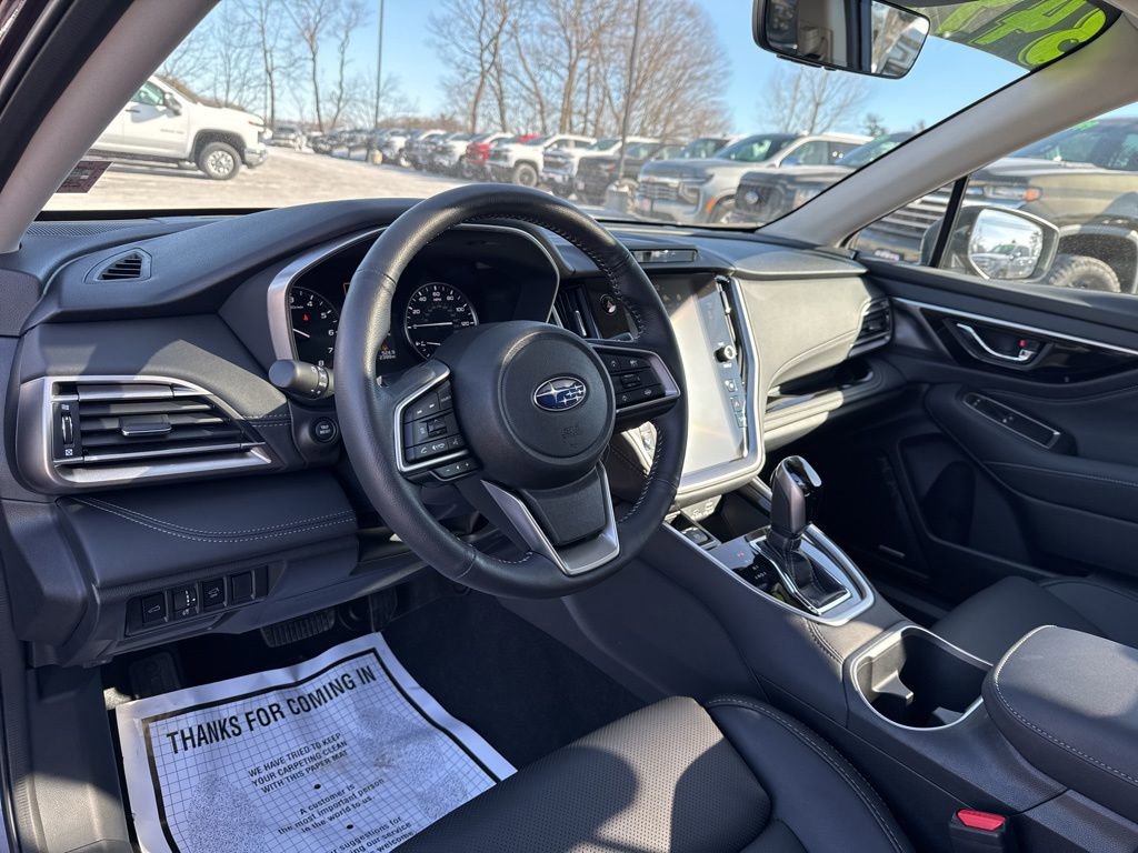 Used 2025 Subaru Outback Limited image 23