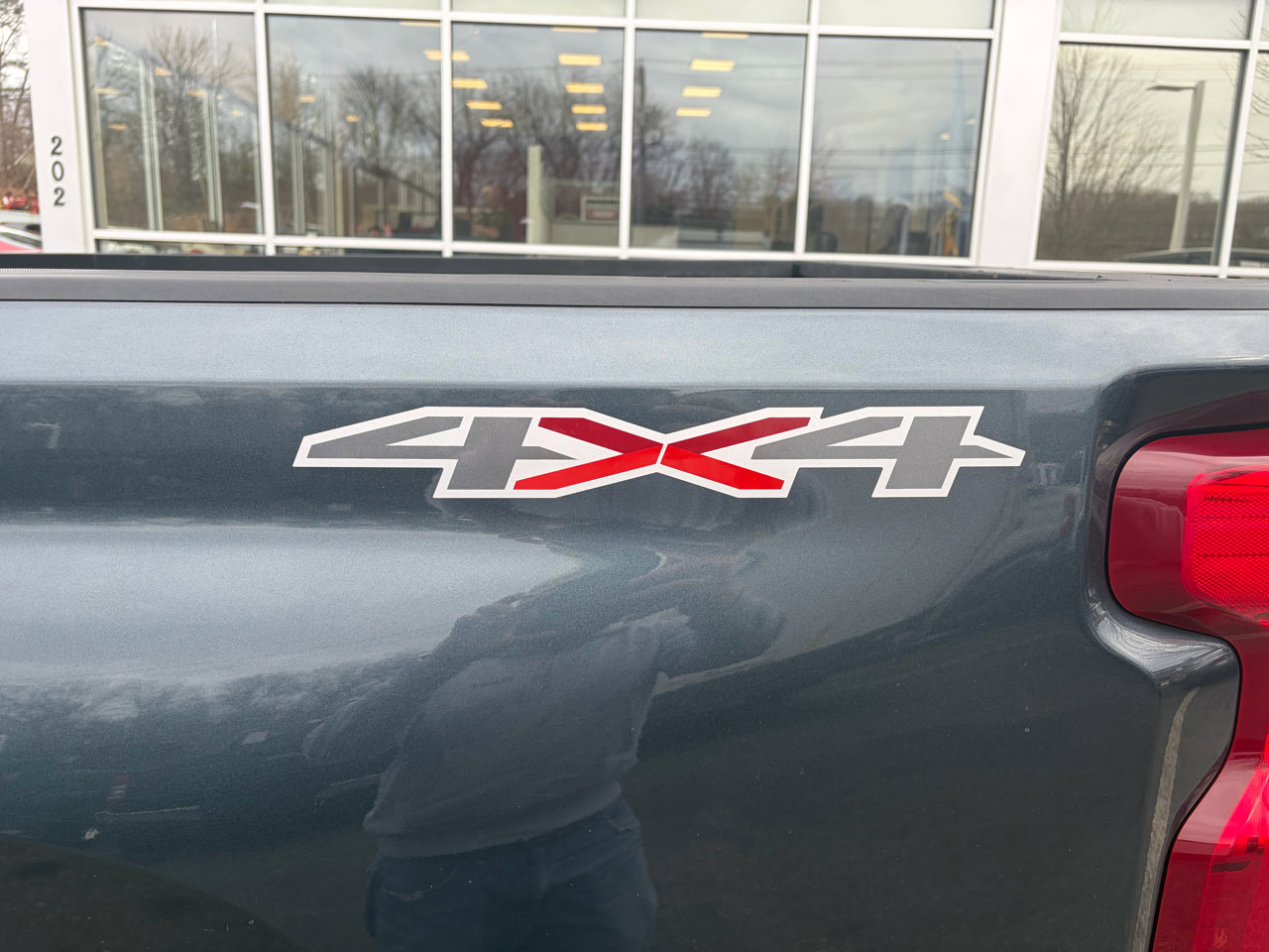 Used 2020 Chevrolet Silverado 2500 LT w/ Fleet Comfort Package image 13