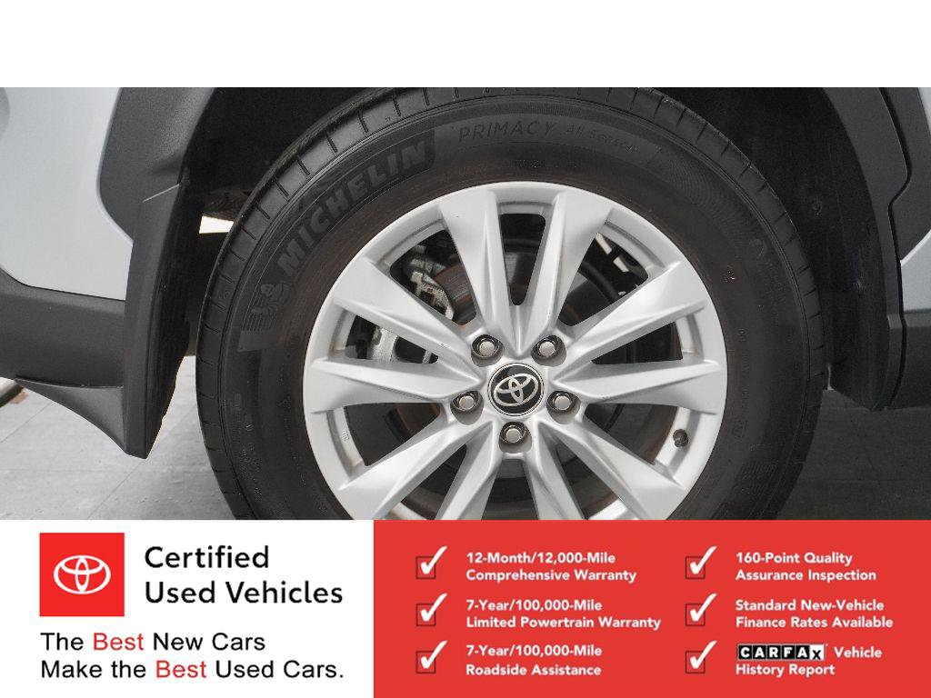 Certified 2022 Toyota Corolla Cross LE w/ Moonroof Package FWD image 29