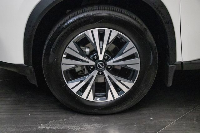 Used 2023 Nissan Rogue SV AWD/4WD image 8