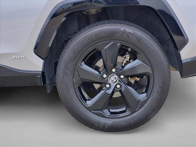 Used 2019 Toyota RAV4 XSE AWD/4WD image 22