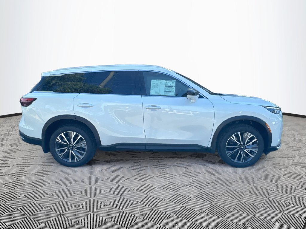 New 2027 INFINITI QX60 Luxe w/ Cargo Package FWD image 4
