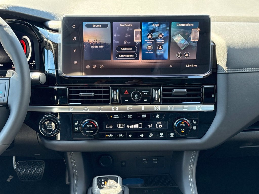 New 2026 Nissan Pathfinder Platinum FWD image 24