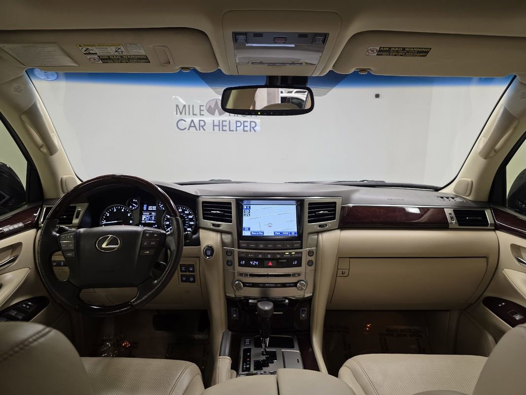 Used 2015 Lexus LX 570 4WD image 16