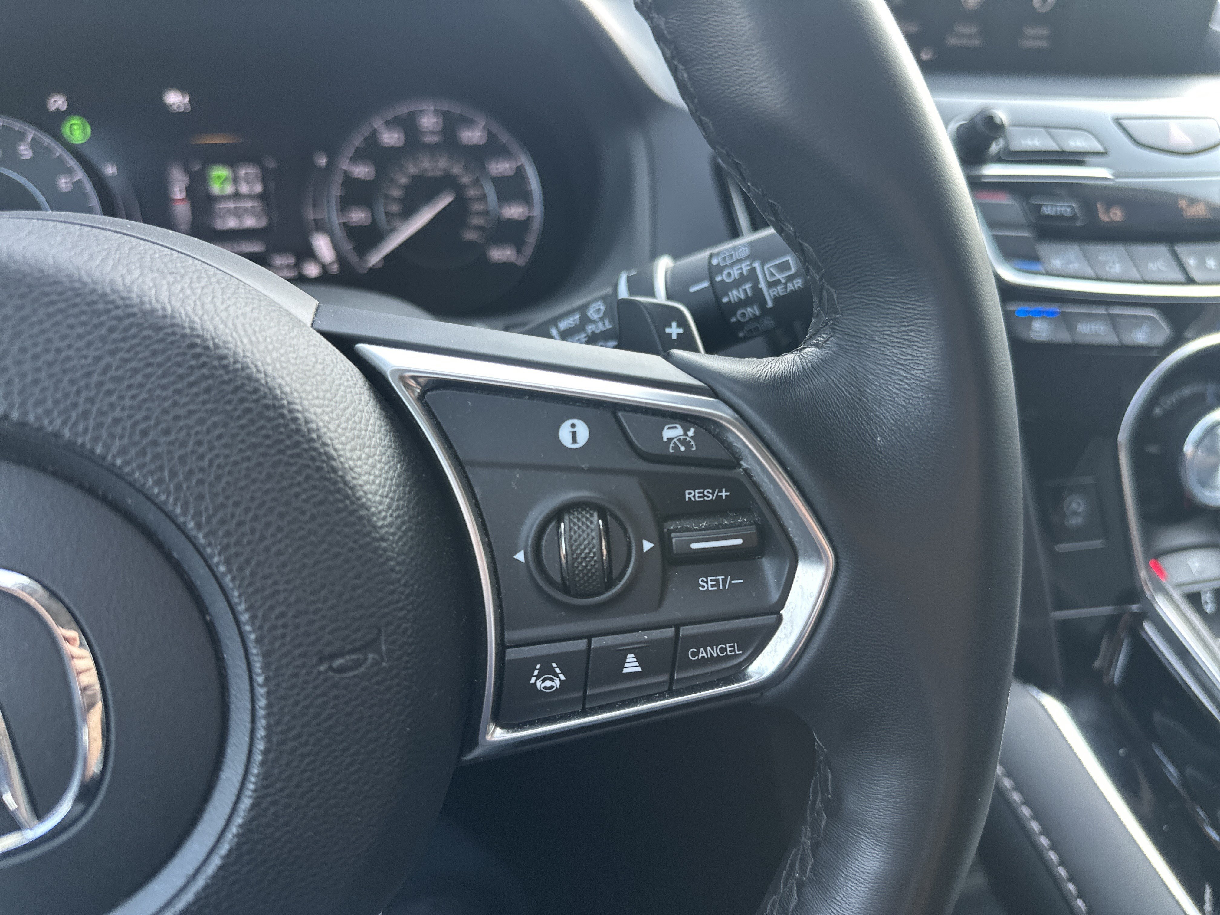 Used 2023 Acura RDX AWD w/ Advance Package image 23