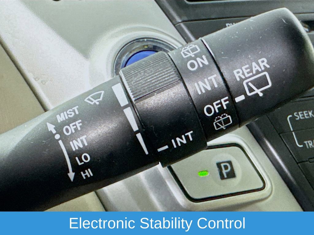 Used 2014 Toyota Prius V Five image 14